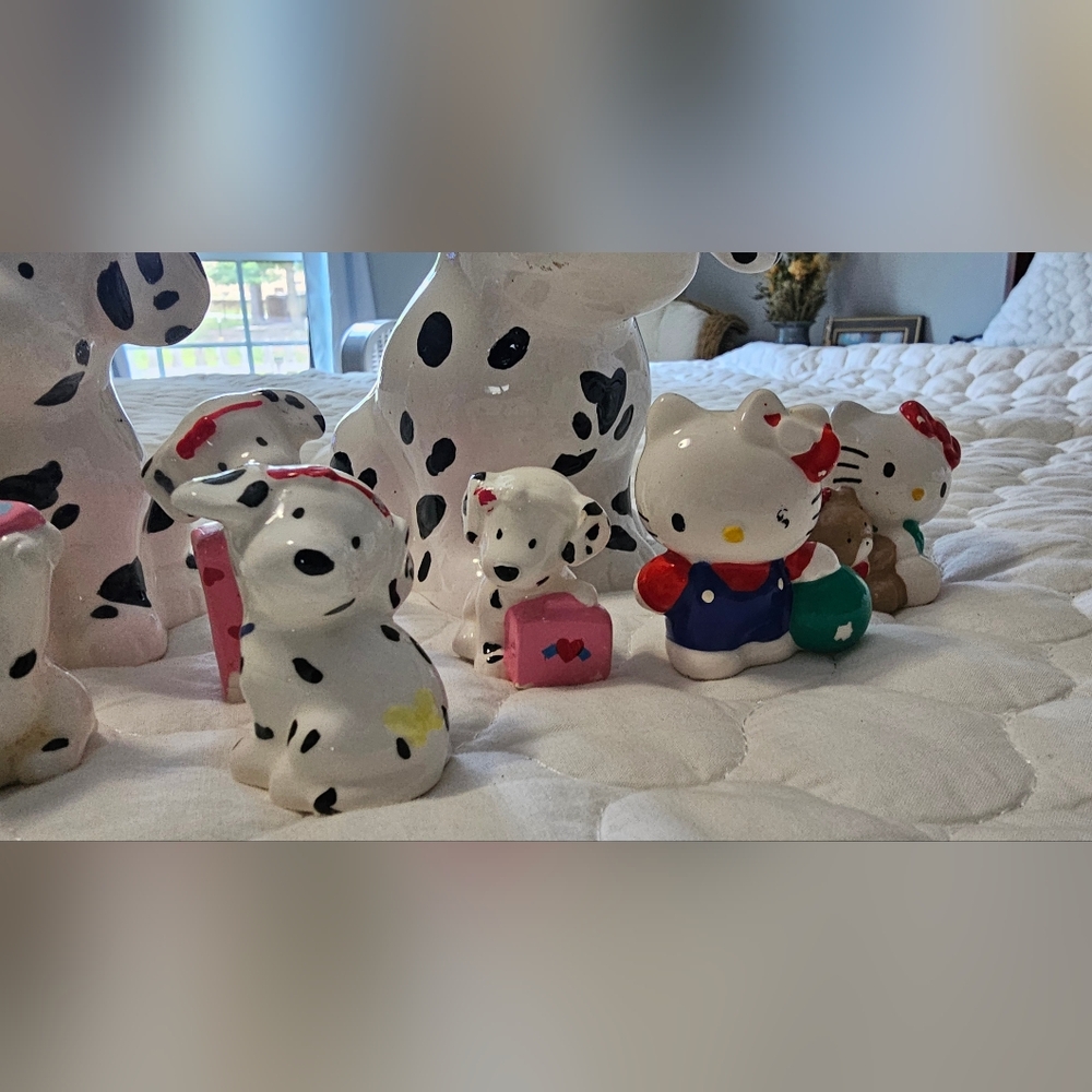 Dalmatian and Hello Kitty Figurine Set - Picture 2 of 4